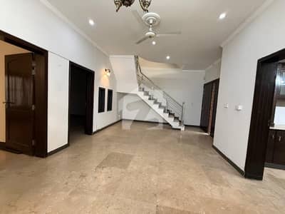 Luxury House For Rent