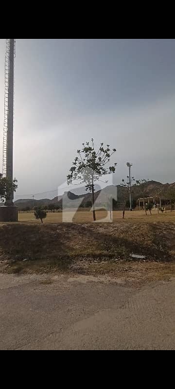 MOST PRIME LOCATION PARK FACING PLOT FOR SALE