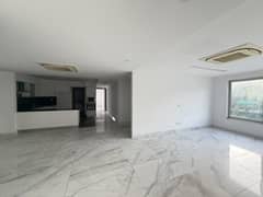 Apartment Luxurious 3 Beds With Terrace View Semi Furnished Hyde Park