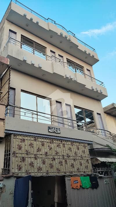 ڈیفنس روڈ راولپنڈی میں 4 کمروں کا 5 مرلہ مکان 1.7 کروڑ میں برائے فروخت۔ ڈیفنس روڈ راولپنڈی میں 4 کمروں کا 5 مرلہ مکان 1.7 کروڑ میں برائے فروخت۔