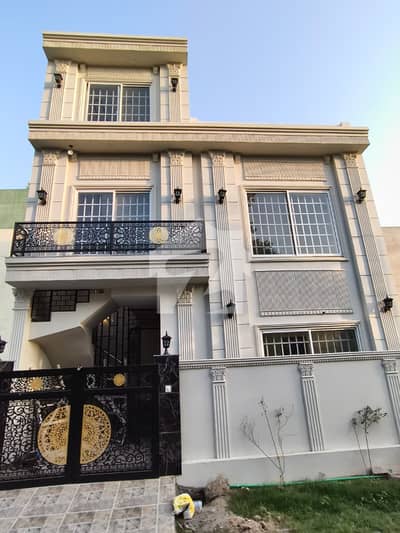 Luxury 3 Marla House with Modern Finishing for Sale