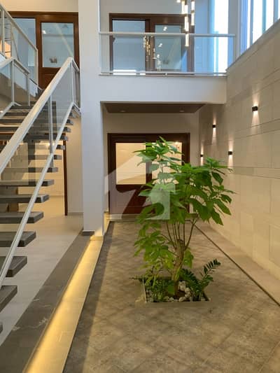 Prime Location 500 Square Yards House Ideally Situated In DHA Phase 8