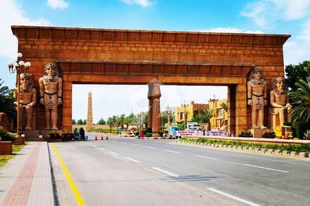 بحریہ ٹاؤن ۔ سیکٹر جی بحریہ ٹاؤن,لاہور میں 5 مرلہ کمرشل پلاٹ 1.2 کروڑ میں برائے فروخت۔