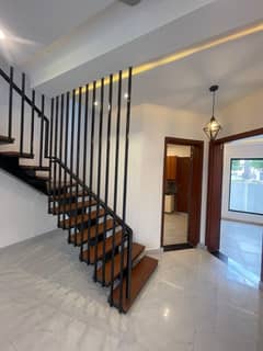 Bahria Enclave Islamabad 5 Marla Modern House Available For Sale.