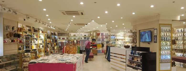 ڈی ایچ اے فیز 8 ڈی ایچ اے ڈیفینس,کراچی میں 4 مرلہ عمارت 10.0 کروڑ میں برائے فروخت۔