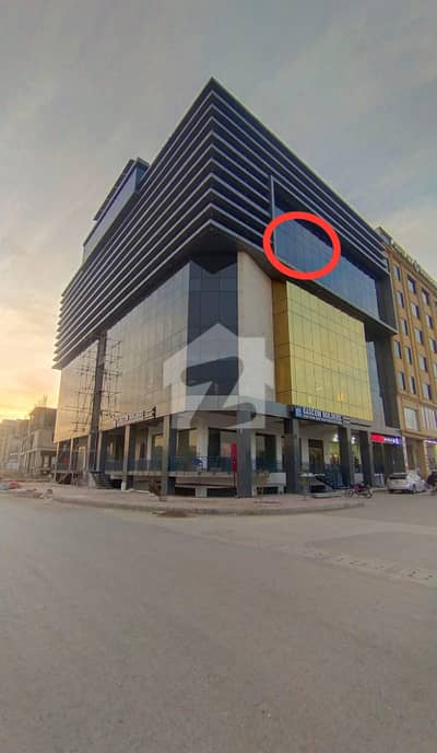 ٹاپ سٹی 1 - کنور معیز بلاک ٹاپ سٹی 1,اسلام آباد میں 3 مرلہ Studio دفتر 55.0 ہزار میں کرایہ پر دستیاب ہے۔