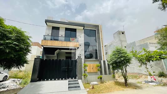 5 Marla 1.5 Storey Modern Design House For Sale 5 Marla 1.5 Storey Modern Design House For Sale