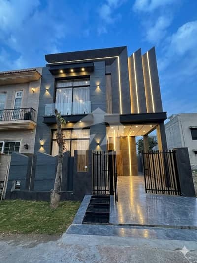 5 Marla Ultra Modern House For Rent