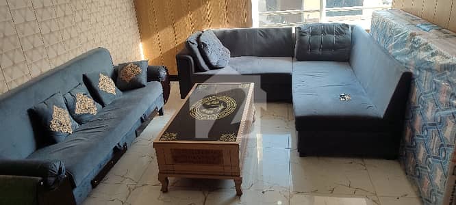 FURNISHED UPPER PORTION FOR RENT