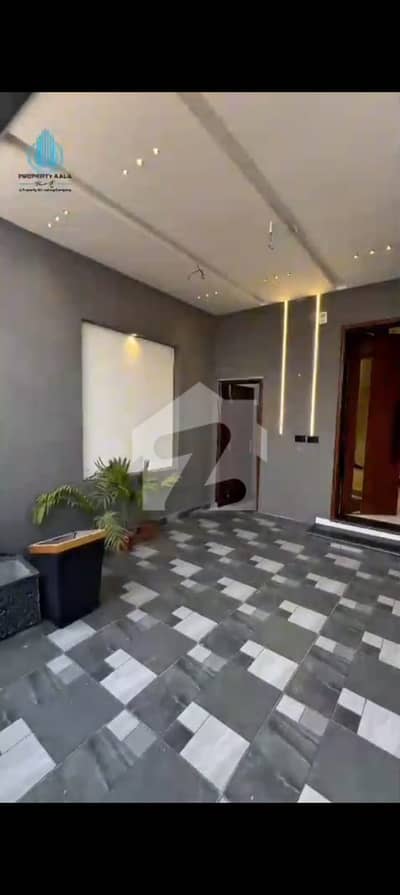 Prime Location In Royal Orchard 5 Marla House For Sale
