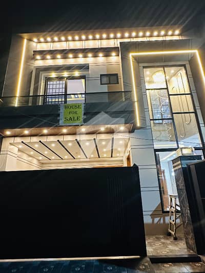 10 Marla Brand New Home For Sale