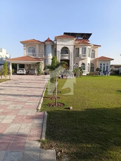 گلبرگ گرینز ۔ بلاک بی گلبرگ گرینز,گلبرگ,اسلام آباد میں 6 کمروں کا 4 کنال فارم ہاؤس 28.0 کروڑ میں برائے فروخت۔
