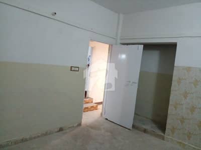 Highly-Desirable Prime Location 1200 Square Feet Flat Available In North Karachi