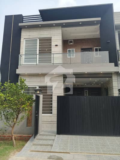 5 Marla Brand New House For Sale Direct Meeting With Owner In Parkview City Lahore
