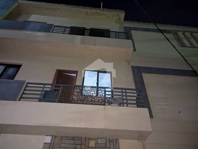 گلشنِ اقبال گلشنِ اقبال ٹاؤن,کراچی میں 4 کمروں کا 6 مرلہ بالائی پورشن 2.3 کروڑ میں برائے فروخت۔