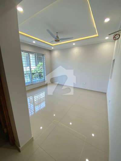 40x80 14 Marla Like A Brand New Luxury Tile Flooring Prime Location For Rent In G-13 40x80 14 Marla Like A Brand New Luxury Tile Flooring Prime Location For Rent In G-13