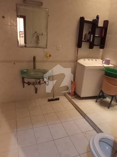 Beautiful 3 Bed 5 Marla Double Storey Safari Villa For Rent