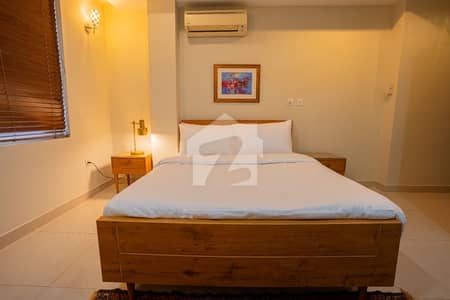 Beautiful Luxurious 3 Bedroom Apartment at F-11 Islamabad (Ideal Location) (Luxurious Building)   Available For Rent
