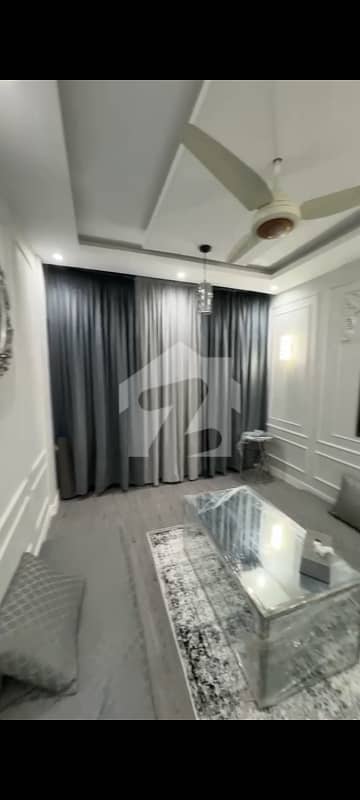 FLAT AVAILABLE FOR SALE