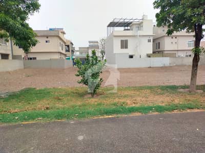 5 Marla Plot For Sale In G-Block Khayaban E Amin Society Lahore. 5 Marla Plot For Sale In G-Block Khayaban E Amin Society Lahore.