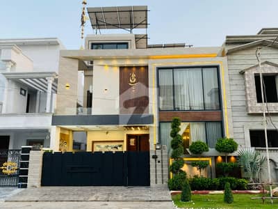 رائل آرچرڈ ملتان پبلک سکول روڈ,ملتان میں 5 کمروں کا 10 مرلہ مکان 4.2 کروڑ میں برائے فروخت۔ رائل آرچرڈ ملتان پبلک سکول روڈ,ملتان میں 5 کمروں کا 10 مرلہ مکان 4.2 کروڑ میں برائے فروخت۔