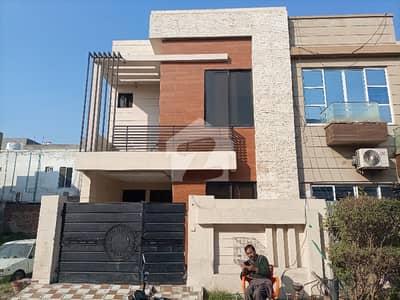 5 Marla House For Rent Beautiful House  Near To commercial  Near To Park  Ideal Location