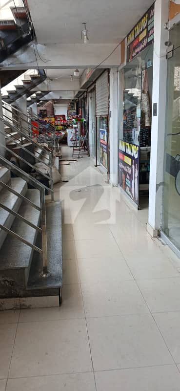 سوان گارڈن ۔ بلاک ایچ سوان گارڈن,اسلام آباد میں 1 مرلہ Studio دکان 38.0 لاکھ میں برائے فروخت۔