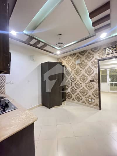 ای ۔ 11 اسلام آباد میں 1 کمرے کا 2 مرلہ فلیٹ 50.0 لاکھ میں برائے فروخت۔