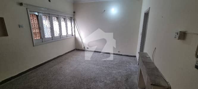 Prime Location Beautiful 3 Bed Upper Portion Available For Rent