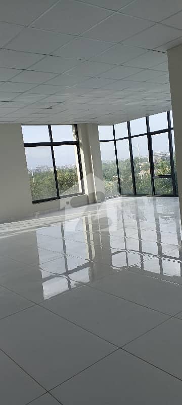 گلبرگ گرینز گلبرگ,اسلام آباد میں 8 مرلہ Studio دفتر 2.0 لاکھ میں کرایہ پر دستیاب ہے۔
