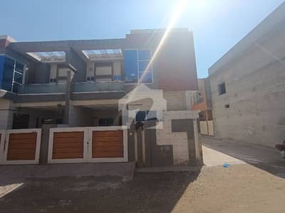 ملتان پبلک سکول روڈ ملتان میں 3 کمروں کا 5 مرلہ مکان 50.0 ہزار میں کرایہ پر دستیاب ہے۔ ملتان پبلک سکول روڈ ملتان میں 3 کمروں کا 5 مرلہ مکان 50.0 ہزار میں کرایہ پر دستیاب ہے۔