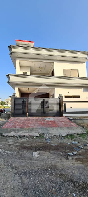 8 Marla Brand New Double Storey Corner House Available For Sale
