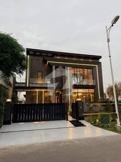10MARLA BRAND NEW HOUSE FOR SALE IN DHA LAHORE