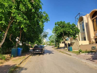 بحریہ انکلیو - سیکٹر اے بحریہ انکلیو,بحریہ ٹاؤن,اسلام آباد میں 10 مرلہ رہائشی پلاٹ 2.3 کروڑ میں برائے فروخت۔