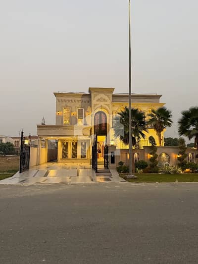 1 KANAL BEAUTIFUL SPANISH HOUSE FULL BASEMENT FOR SALE Sector H
