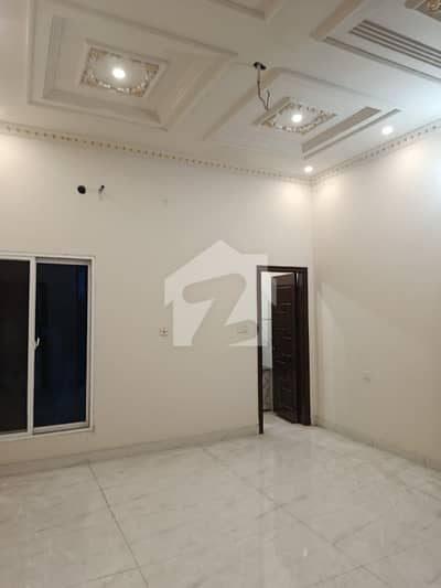 کینال گارڈن فیصل آباد میں 4 کمروں کا 5 مرلہ مکان 2.7 کروڑ میں برائے فروخت۔ کینال گارڈن فیصل آباد میں 4 کمروں کا 5 مرلہ مکان 2.7 کروڑ میں برائے فروخت۔