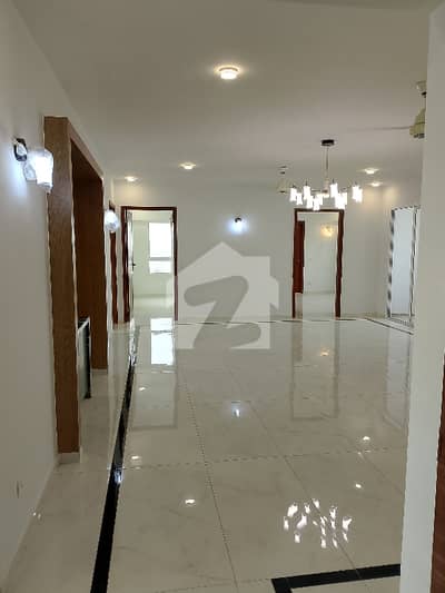 BRAND NEW 3 BED FLAT FOR RENT