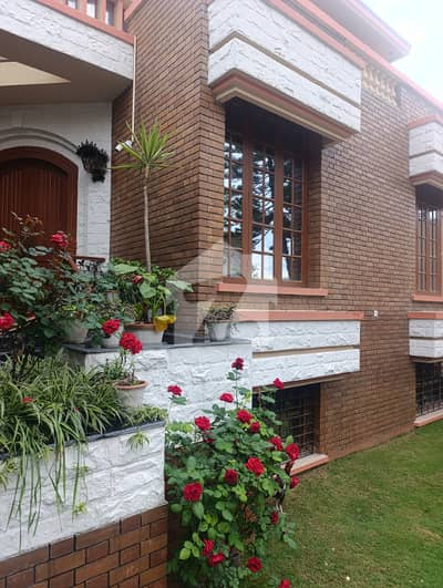 Luxury House Available For Sale Luxury House Available For Sale