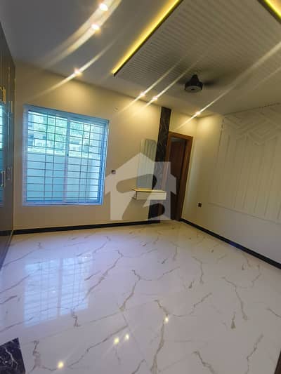 Kanal Upper Portion Available For Rent In Bahria Town Phase 8 Rawalpindi