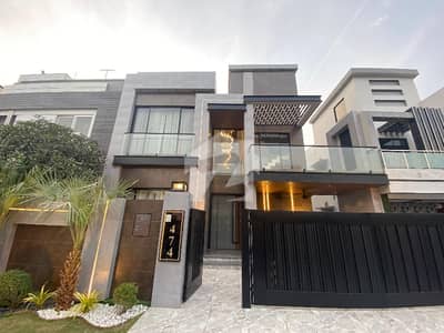 10 Marla Beautiful Luxury House for Sale in Talha Block, Bahria Town Lahore 10 Marla Beautiful Luxury House for Sale in Talha Block, Bahria Town Lahore