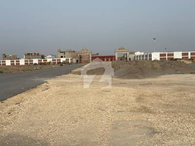 پام رائل ریذیڈنسی حیدر آباد میں 10 مرلہ رہائشی پلاٹ 1.8 کروڑ میں برائے فروخت۔