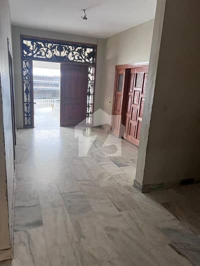 Luxury 600 Sq Yds Bungalow For Sale Defence Phase 1