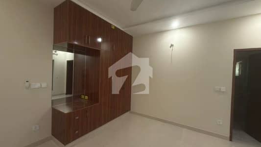 10 Marla Upper Portion Available For Rent. Bahria Enclave Islamabad