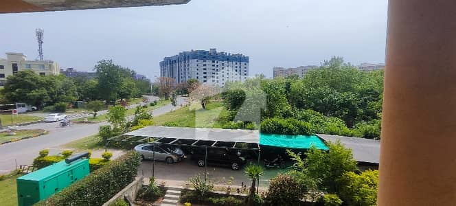 3 Bedroom Plus Study Room, With Maid Room