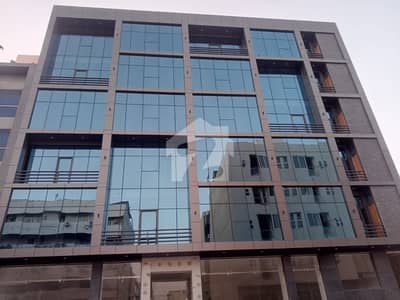 Brand New 400 Yard Pillar Less Ground Floor Full Hall Show-Room Available For Rent In DHA Phase 8