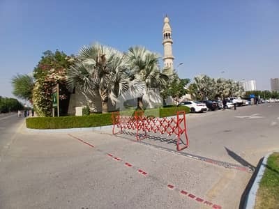 272 Square Yards Builder Location P1 Plot For Sale 272 Square Yards Builder Location P1 Plot For Sale