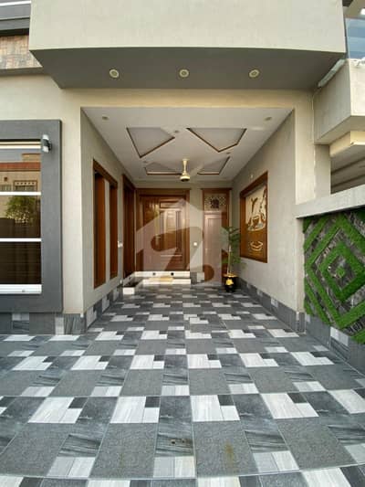 Luxury 5 Brand New House For Sale In Bahria Town Lahore
