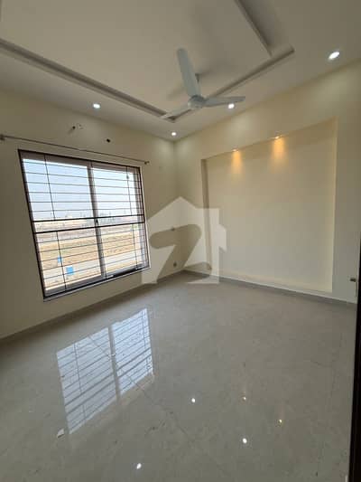 8 Marla Lower Portion Available For Rent In Military Account Housing Society