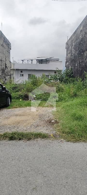35x70 Sun Face Plot For Sale FGEHA Sector G-13/2 Islamabad