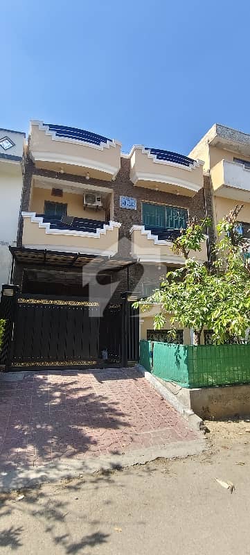 جی ۔ 13/1 جی ۔ 13,اسلام آباد میں 5 کمروں کا 4 مرلہ مکان 3.99 کروڑ میں برائے فروخت۔
